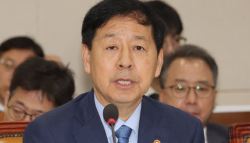 코스피 3만? 놀리나…경제수장 지적 수준에 어이 상실