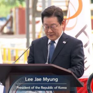 美 한화조선소 찾은 李대통령…"한미 우정의 역사 될 것"