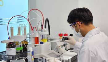 상장 2주만 2배 가까이 오른 지투지바이오, 락업 해제임박에 “문제없다” 자신