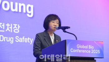오유경 식약처장 "새로운 분야 대한 허가심사 가이드라인 마련 중"
