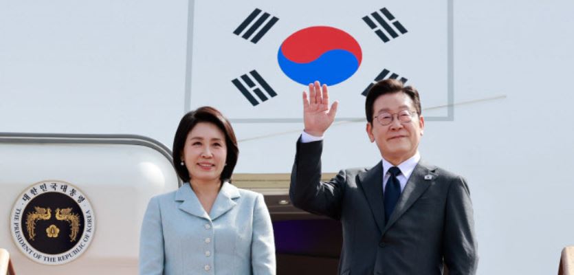[속보]李대통령, 블랙록과 MOU…“韓 아태 AI수도 실현 협력하자”