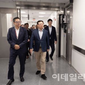 롯데 신동빈, 추석 연휴 중 미국 바이오 생산시설 직접 점검