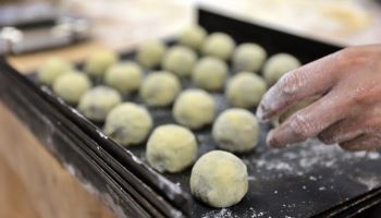 경주 입맛 사로잡은 황남빵의 '비밀' [미식로드]