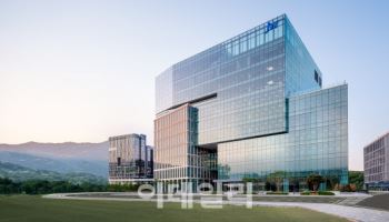 JW그룹, 신약개발에 승부건다…CRO 부문 신설·새 CTO 물색