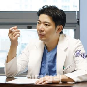 김종근 흥케이병원장 “메가카티, 무릎연골 수술환자 10명중 8명 적용”
