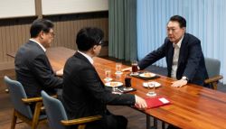 “尹, 한동훈 총 쏴서라도 죽이겠다 말해”…한동훈 “참담하고 비통”