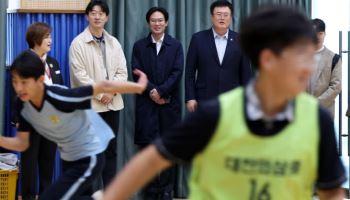 외삼중 찾은 김대현 2차관 “학생 스포츠활동 적극 지원할 것”