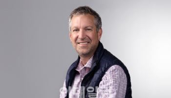 엔비디아 크리스 펜로즈 부사장 “한국, AI시대 성공 열쇠는 속도”