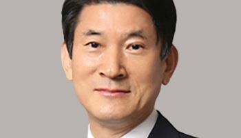 KT, 해킹 사태 후 이사회 의장 교체… 김용헌 전 헌재 사무처장 선임