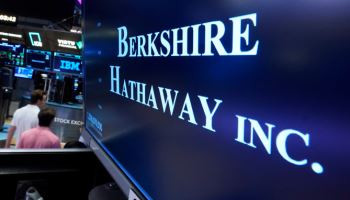 日종합상사 더 담는다?…버핏의 버크셔, 현금 들고 엔화 채권 또 찍는다