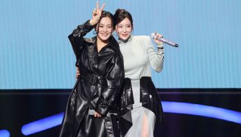 '위키드: 포 굿' 박혜나·정선아 '쓰담쓰담' 출격…마법같은 라이브 선사