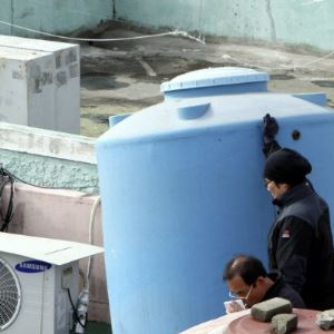 "남편 물탱크에 빠졌다" 신고…벽돌 묶인 50대 숨진 채 발견