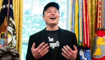 머스크, '1449조 돈방석'…"테슬라 AI칩 자체 생산 추진"(영상)