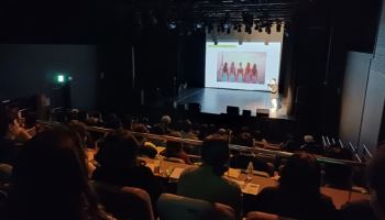 "출판산업 위기, '1인 출판' 등에서 해법 찾아야"