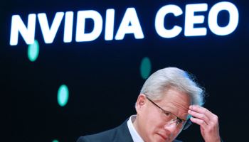 젠슨 황 "진행 중인 AI칩 중국 수출 논의 없어"