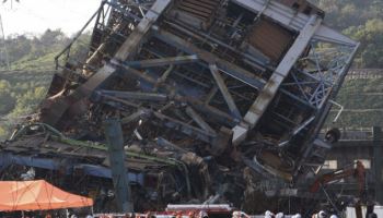 "생계 위해 갔다가 참변"…비통에 잠긴 붕괴 사고 희생자 빈소