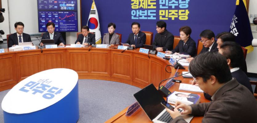 민주 "檢 대장동 항소 포기, 무분별한 항소 자제 방침 따른 것"