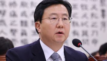 노만석에 응수한 정진우 지검장 "중앙지검은 의견 달랐어"