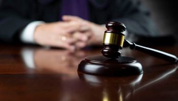 “아빠 재산 노리고 살해했지?”…‘새엄마’ 차량 들이받은 40대 아들