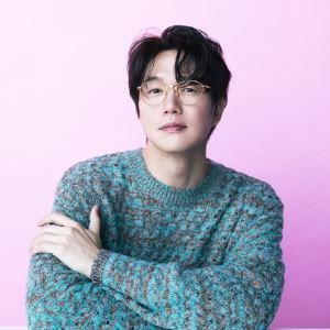 ‘매니저 뒤통수’  성시경 “악플 많이 받아봤지만…이런 위로 처음”