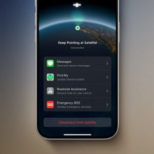 애플, ‘위성 연결’ 아이폰 준비 중…자체 위성 대신 스페이스X 손잡을까[모닝폰]