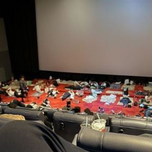 “박스 덮고 영화관서 쪽잠”…APEC 투입 경찰관 ‘분통’