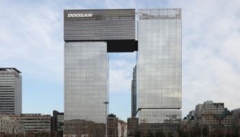 "이번엔 진짜 황제주 가나 "…두산 주가 '135만원' 파격 전망