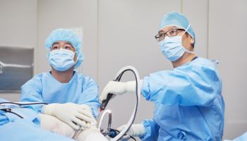 [굿클리닉]전방십자인대 파열은 무조건 수술?...환자별 치료법 달라요