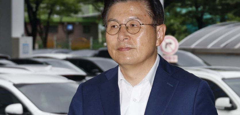 특검, '내란선전 의혹' 황교안 전 국무총리 체포 시도