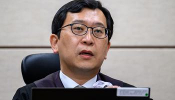 "말 안 되는 소리" 이진관 재판장, 김용현 구인영장 발부