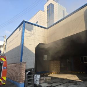 부천 공장 화재 완진…남녀 2명 중증 화상(상보)