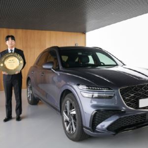 옥태훈, 골프 기자단이 뽑은 기량 발전상까지 대상 시상식 '5관왕' 석권