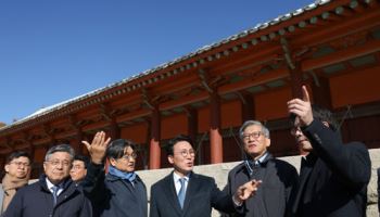 ‘종묘 앞 초고층’ 세운 재개발 논란…“정당한 개발”vs“난개발”