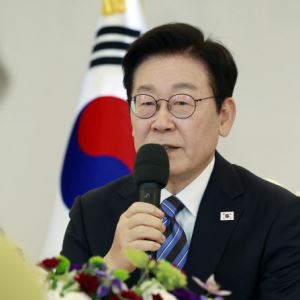 李대통령 “지금이 구조개혁 적기…잠재성장률 반드시 반등시킬 것”