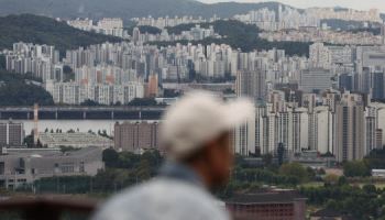 "압구정 현대 보유세 40%↑"…공시가격 현실화율 동결인데 왜?