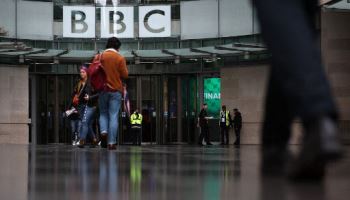 BBC, 트럼프에 '짜깁기 편집' 공식 사과…배상 요구는 거부