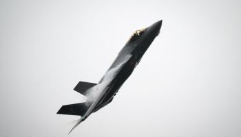 트럼프, 사우디에 F-35 판매 추진에…“中에 기술 유출 우려”