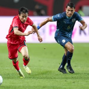 ‘포백·스리백 모두 무난 그 이상’ 김문환 “계속 증명해야 해”