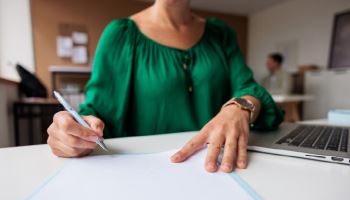 AI 활용 넓어진 금융권…"‘고영향’ 규제 대비 서둘러야"