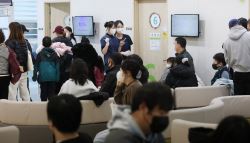 환절기 독감 환자 급증…“예방접종하고 마스크 쓰세요”