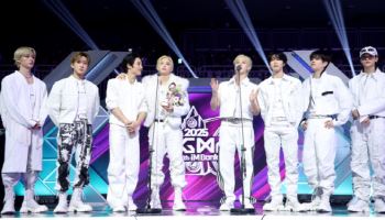 '그랜드상' 스트레이 키즈, 5관왕 기염 "영광을 스테이에게"