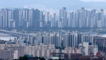 "규제 전 사자" 패닉바잉…'한강벨트' 중심 집값 치솟았다