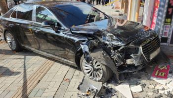 30대 엄마와 2살 딸 참변...70대 운전자 "실수한 듯"