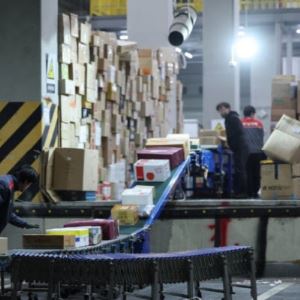 "새벽배송 막고 배달앱 틀어쥐나"…여당 규제 기류에 업계 ‘술렁'