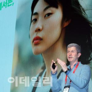 윌 폴킹혼 니드 대표 "암 환자 50% 잘못된 치료...AI로 워크플로우 개선 필수"[GAIF 2025]