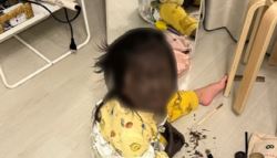 화장품 범벅한 '아이 영상' 2천만뷰…토니모리 "절대 금기"