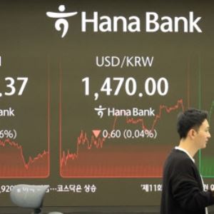 코스피, 뉴욕발 훈풍에도 하락…코스닥은 1%대 올라 '키맞추기'[마감]