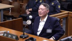 尹 요미우리와 인터뷰…"국민 억압한 과거 계엄과 달라"