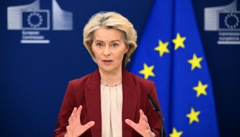 EU, 러 동결자금 활용 우크라 지원안 강행…벨기에는 반발