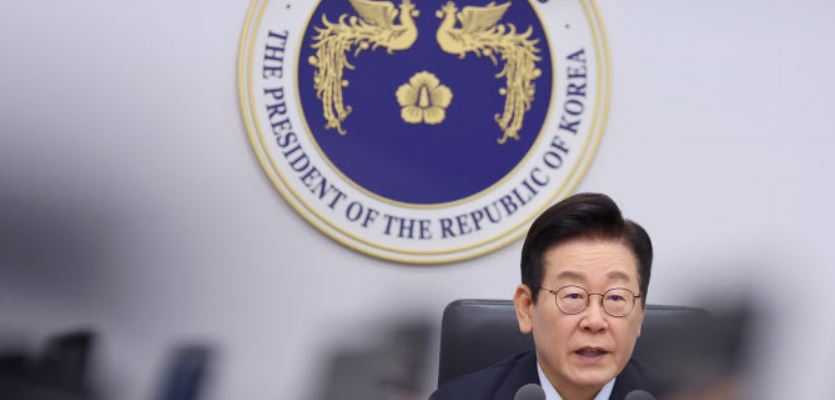 李대통령, 지지율 62%…취임 6개월 역대 3위[한국갤럽]